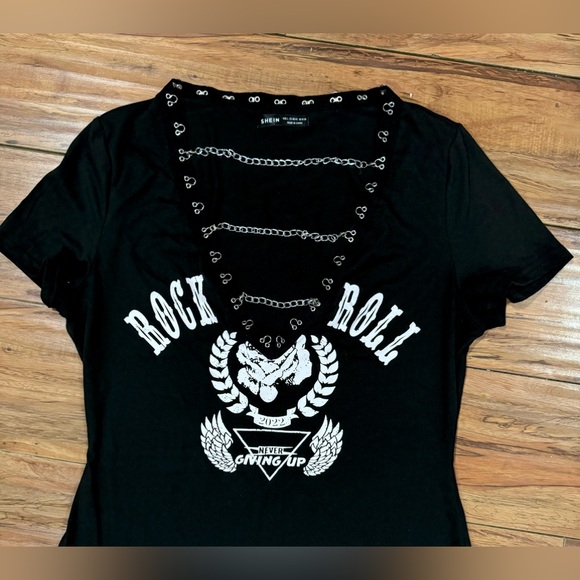 Never Giving Up Chain Dress - Picture 2 of 6